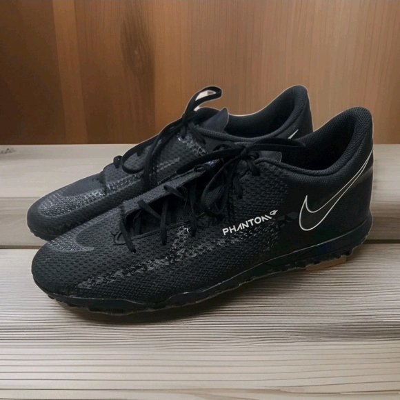 Nike Phantom GT Men's Black Soccer/Training Shoes